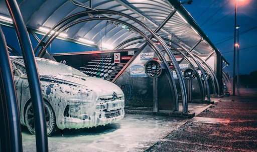 Wasstraat vs Detailing